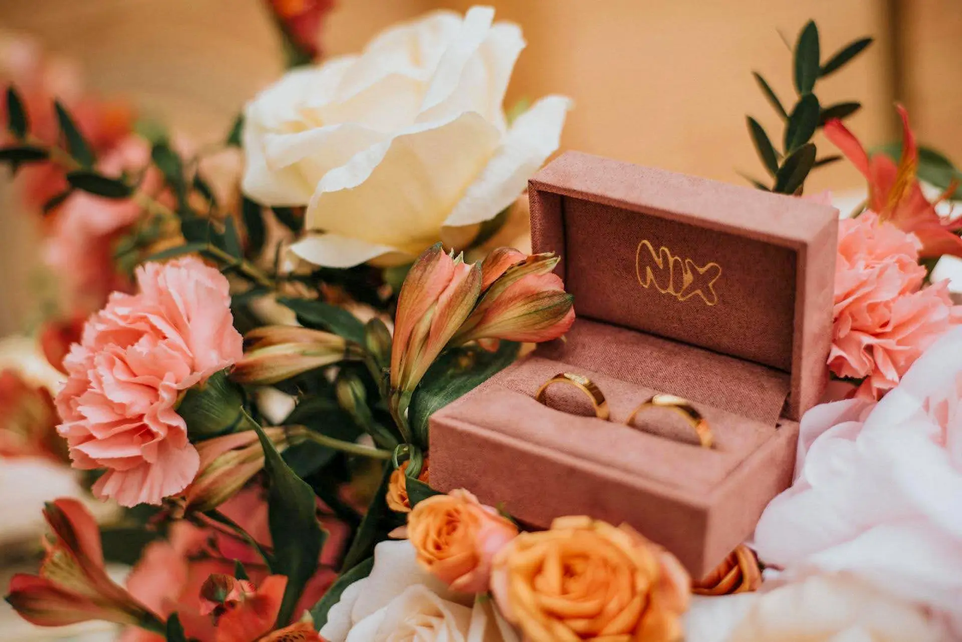 Biżuteria i zegarki Centrum Jubilerskiego NIX